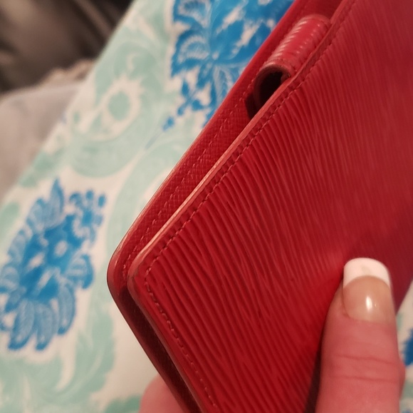 AUTHENTIC Louis Vuitton Planner - Picture 6 of 8